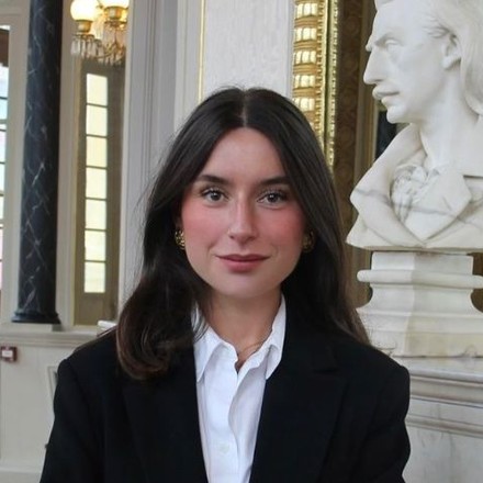 Emma OLIVEROS