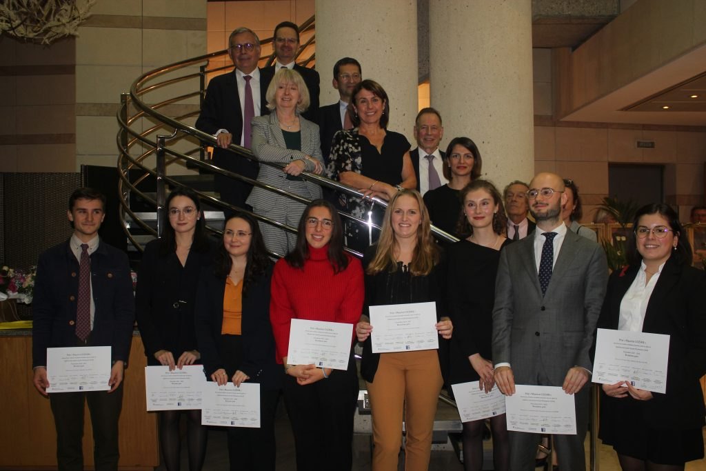 Les lauréats et les jurys du prix Maurice Cozian