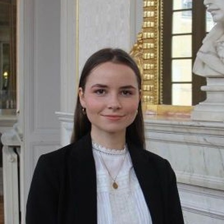 Marie ARHUR